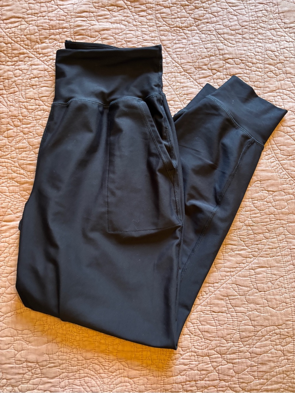 Old Navy Black High-Rise Jogger Leggings with Phone Pocket